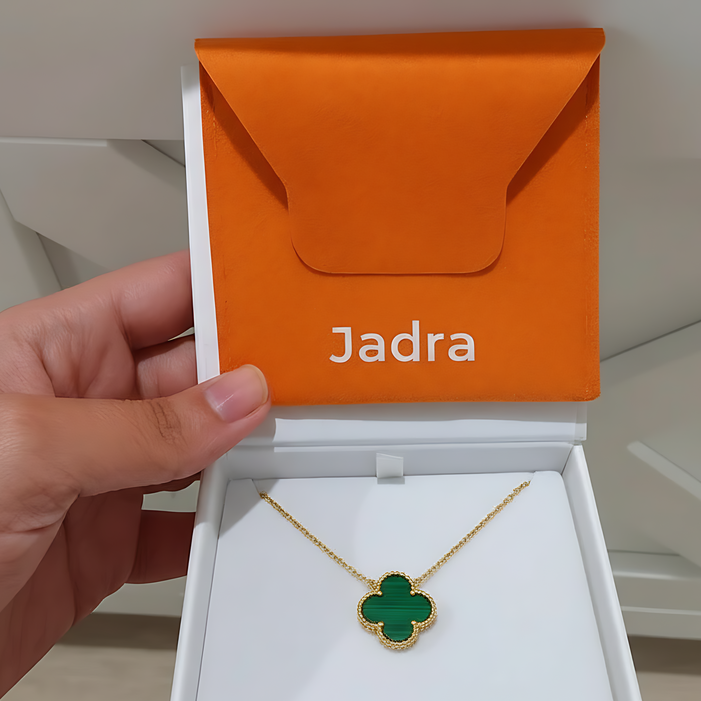 Clover Necklace – Elegance & Luck for Everyday Style