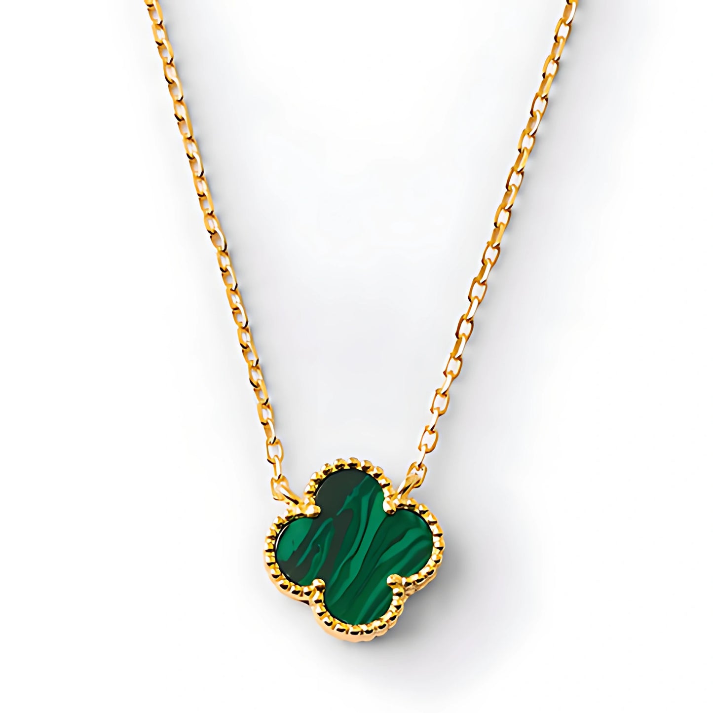 Clover Necklace – Elegance & Luck for Everyday Style